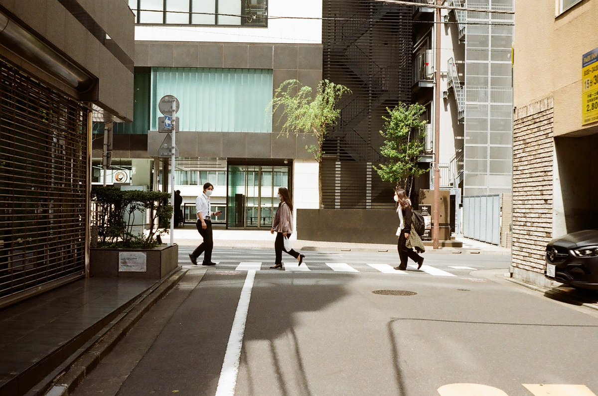 nisshincamera's tweet photo. 【今日の試写】3
📷LEICA IIIc 1949年製
👀Canon 50/2.8 (L39)
🎞️Kodak Pro Image 100
#leica
#canon
#kodak
#iiic
#proimage100
#film
#filmcamera
#試写
#作例
#写真 https://t.co/Andj0CVEio
