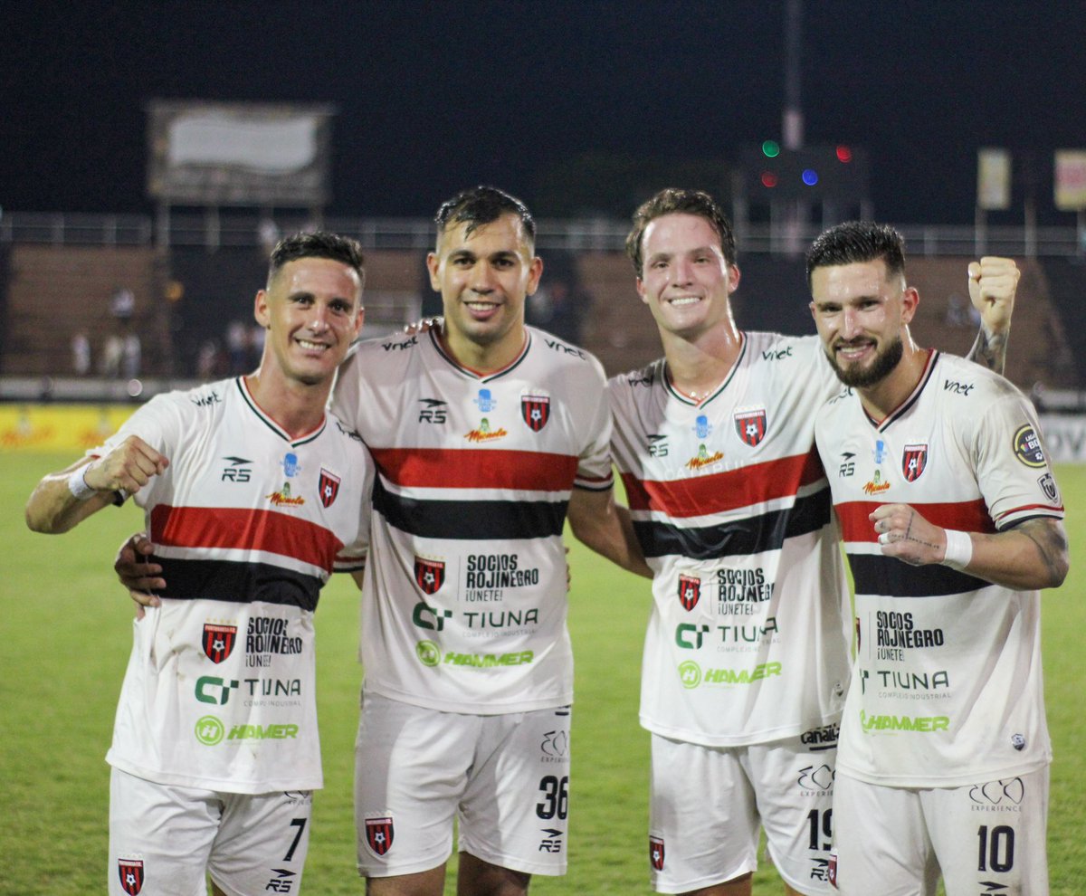 😎 • Los goleadores del Clásico Añejo 
👀 • Aitor López, Ronaldo Chacón, Yefferson Colmenárez y Rodrigo Febres marcaron los goles de <a href="/Portuguesa_FC/">Portuguesa FC</a> en un partido que se jugó a casa llena en el “Mítico” ❤️🖤

👊🏼 • ¡Qué buena noche la suya, rojinegros! 

#LigaBancoDeVenezuela