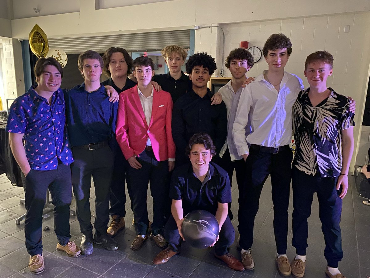 Wolverines had a great time at our Semi-Formal Dance last night at Wellington Heights!  Thanks to Ms. Lubbers, Ms. Reed, and Student Council for organizing it!