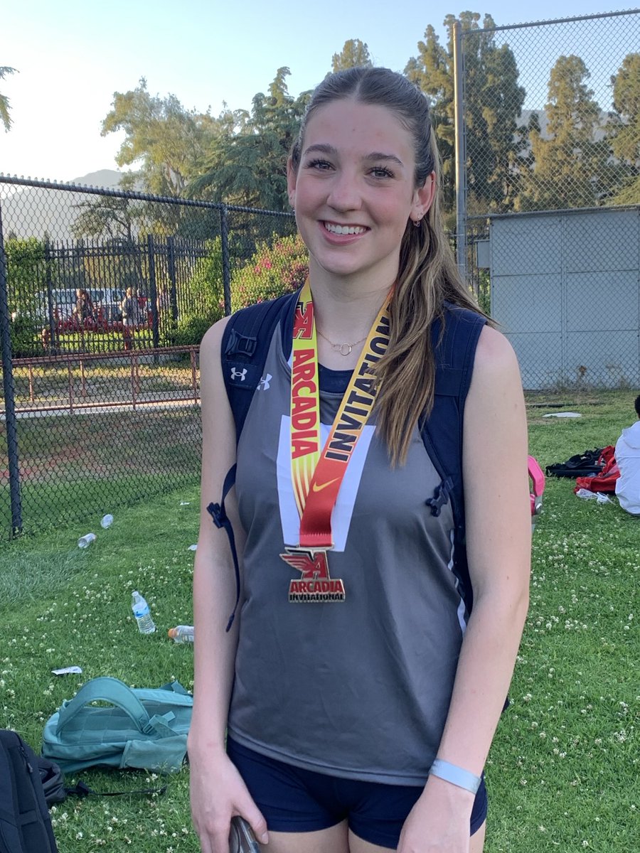 LSW Girls T&F/XC tweet media