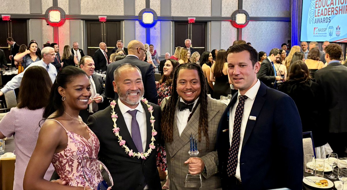 SCASA (@scasanews) on Twitter photo 🎉 Congratulations to Mr. Saani Perry—the 2025 <a href="/NASSP/">National Assoc. of Secondary School Principals</a> NATIONAL Assistant Principal of the Year! 🎉
We beyond proud to celebrate <a href="/MrPerry_100/">Mr. Saani Perry</a>’s well-deserved national recognition and the work that he does for the students and staff at West Florence High School in <a href="/Flo1Schools/">Florence 1 Schools</a>! 🎉 Congratulations to Mr. Saani Perry—the 2025 <a href="/NASSP/">National Assoc. of Secondary School Principals</a> NATIONAL Assistant Principal of the Year! 🎉
We beyond proud to celebrate <a href="/MrPerry_100/">Mr. Saani Perry</a>’s well-deserved national recognition and the work that he does for the students and staff at West Florence High School in <a href="/Flo1Schools/">Florence 1 Schools</a>!