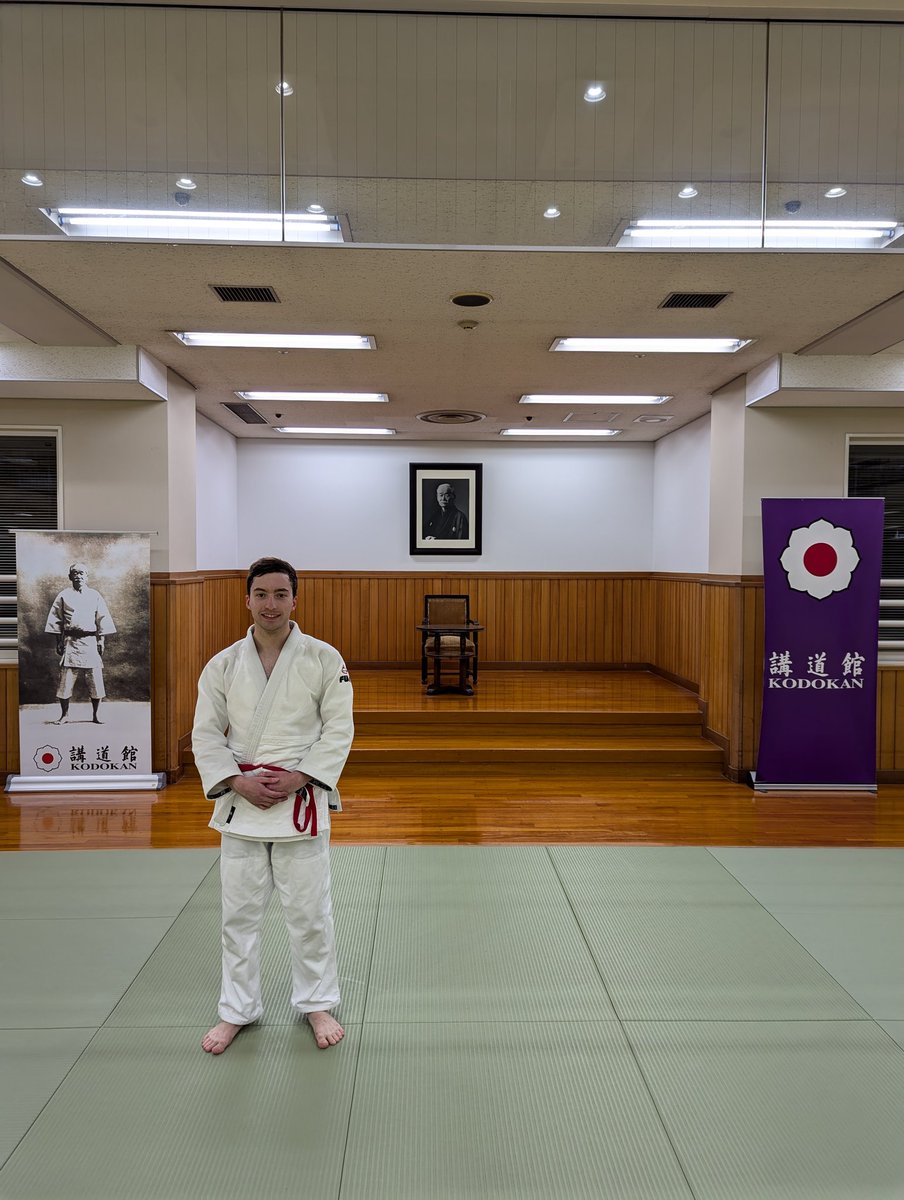 Pajigles's tweet photo. Judo in Japan https://t.co/YrsQRY8uCd