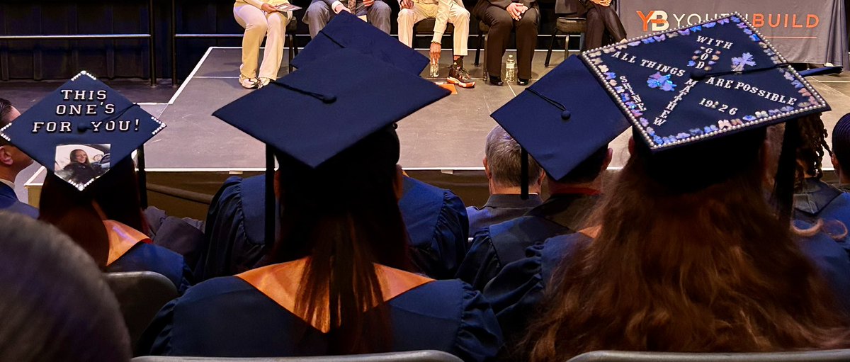 Brian Williams tweet media