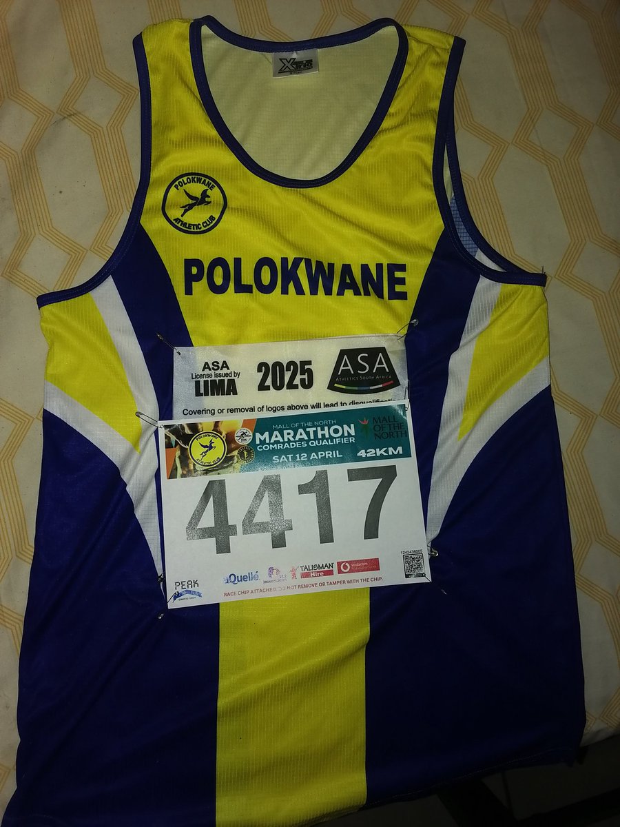 crazyhwi's tweet photo. Today is the day we run 42km
#RunningWithTumiSole 
#Ipaintedmyrun 
#TrapnLos 
#mallofthenorthrace https://t.co/7G4bZ7dgtG