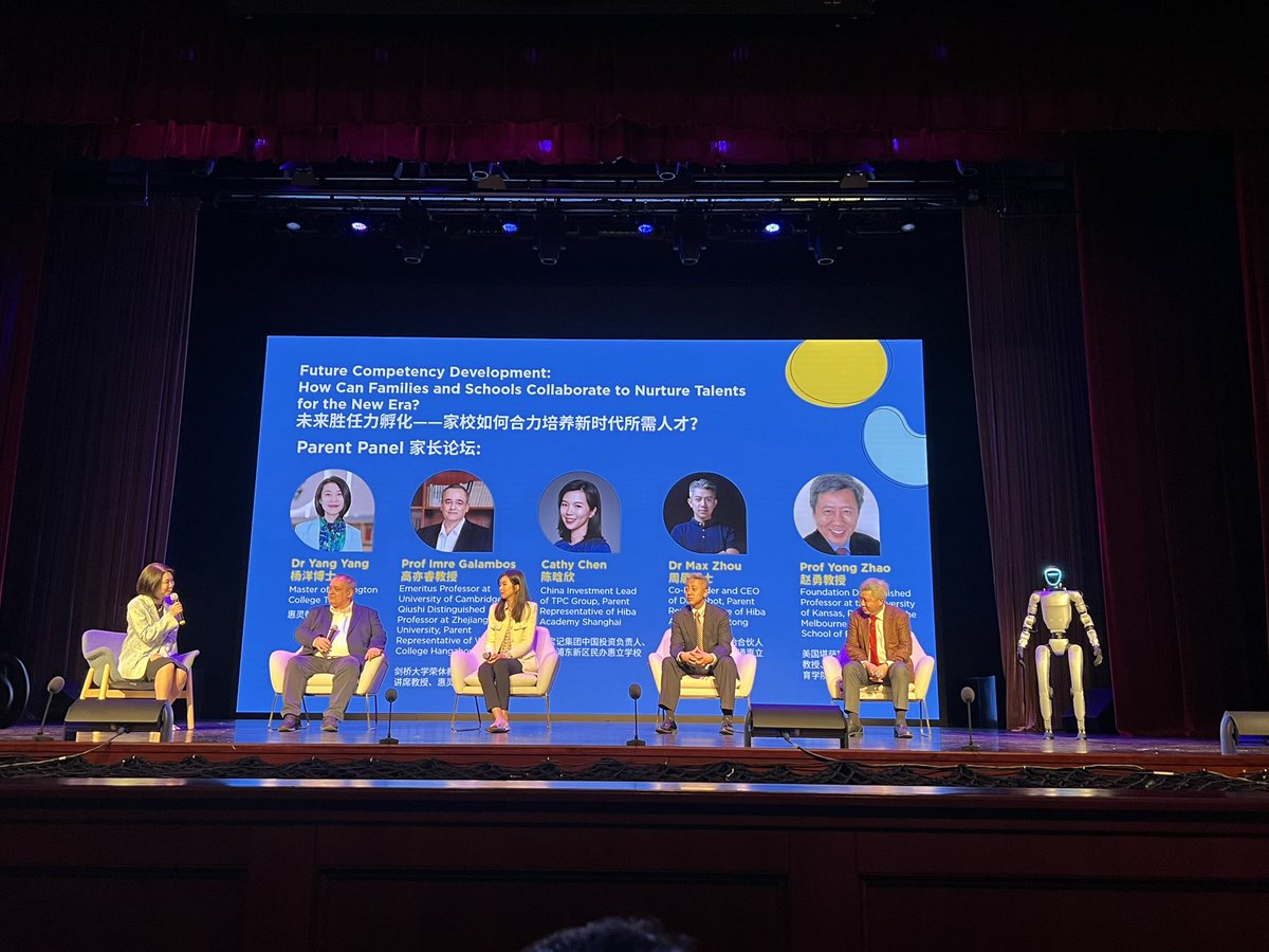 teacherhead's tweet photo. Forgot to pick up a translation earpiece thing so don’t know what’s being said but it’s oddly fascinating nonetheless…  Parent panel at #EdFest. https://t.co/xuCrNPWRX3