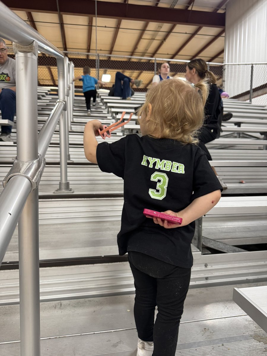 Kymber Graves tweet media