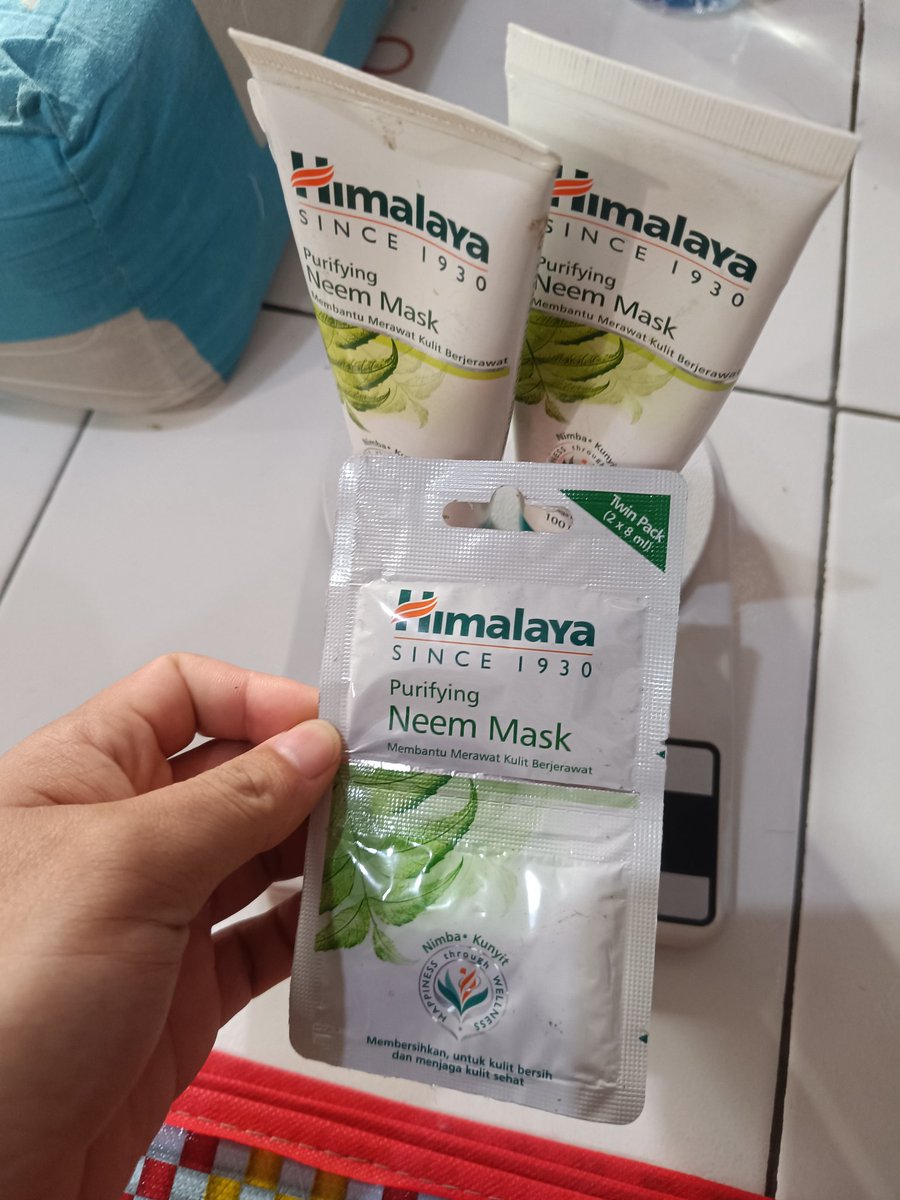 mattohmat's tweet photo. @velount Semua 35k aja, used sih tapi isi masih banyak ya ka total berat 240gram https://t.co/wo73mhznh4