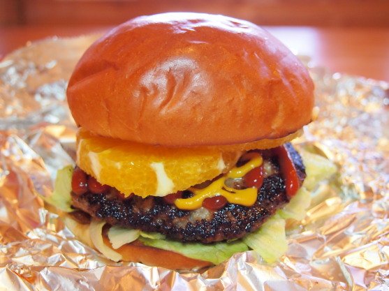 AMBTony_Iwanami's tweet image. AUNTY-MEE BURGER には 4種類のルートビア有ります
#aandwrootbeer
#mugrootbeer 
#suwanrootbeer 
#黒松沙士 
Hot Coffee は、#folgerscoffee 
#wagyubeef 
#japaneseblackbeef 
新鮮なお肉のリアルハンバーガー御用意して御来店お待ちしております
#大津ランチ 
#近江神宮 
#宇佐山城跡 
#織田信長