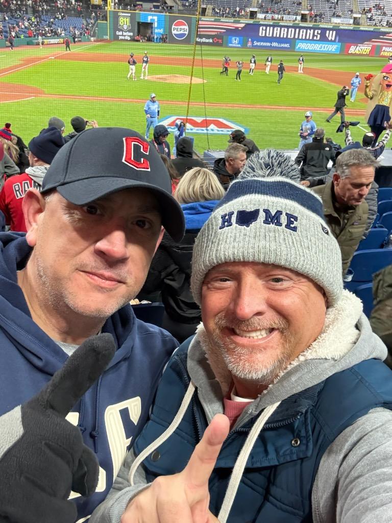 JMcG_CLE's tweet photo. @abby_mueller_ That was my pal and i behind you, Go Guards! https://t.co/m8ZbcOYOaU