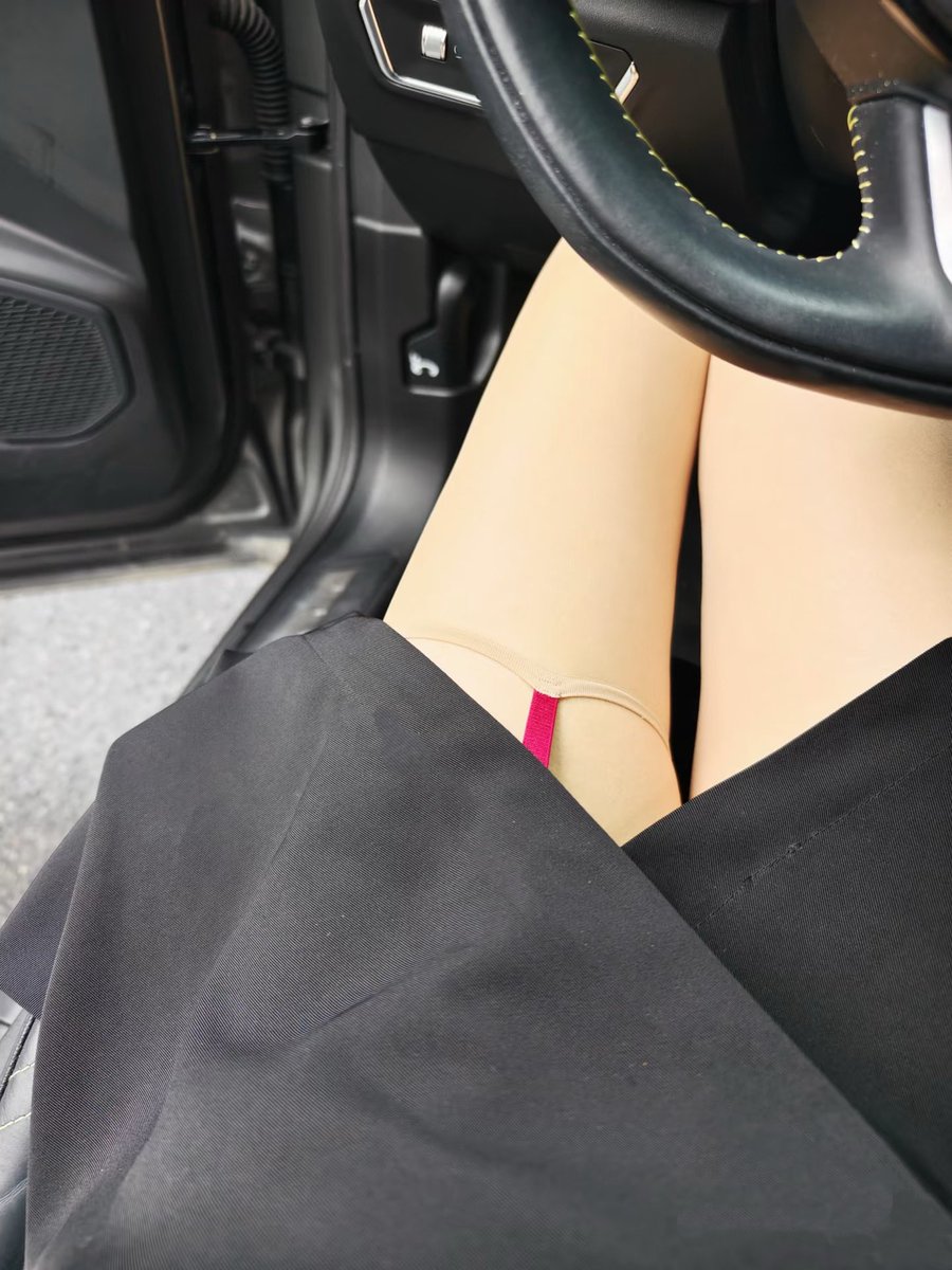雾里玫瑰 tweet media