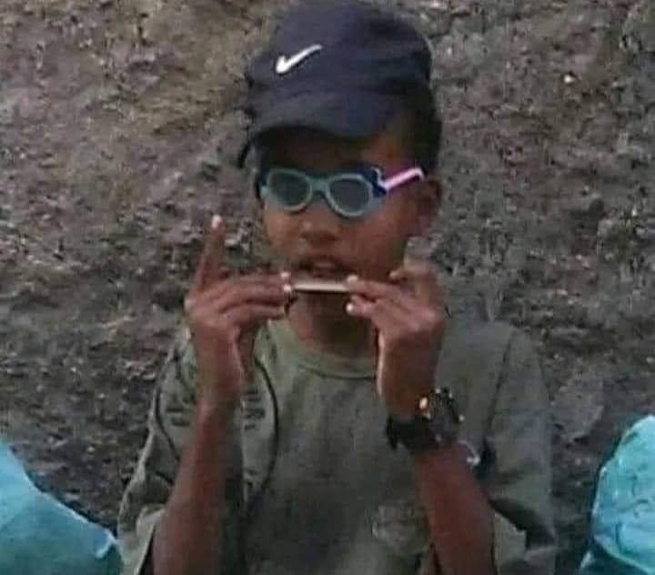 Anterosreverse's tweet image. Nós homens meio-bicha temos o molho da versatilidade no plural