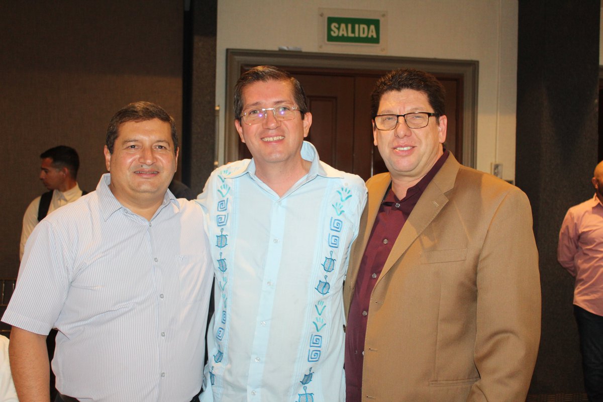 cedemun_sonora's tweet photo. Hoy se instaló en Hermosillo la Coordinación Estatal de AALMAC-Sonora con la participación del Mtro. @EdgarSallard y autoridades locales de todo el estado.
Presidieron el evento @AdolfoSalazar_ , @DenisseSBarragan, Armando Quintero, entre otros.
#SeguirTransformando https://t.co/FK2fVVD5L4