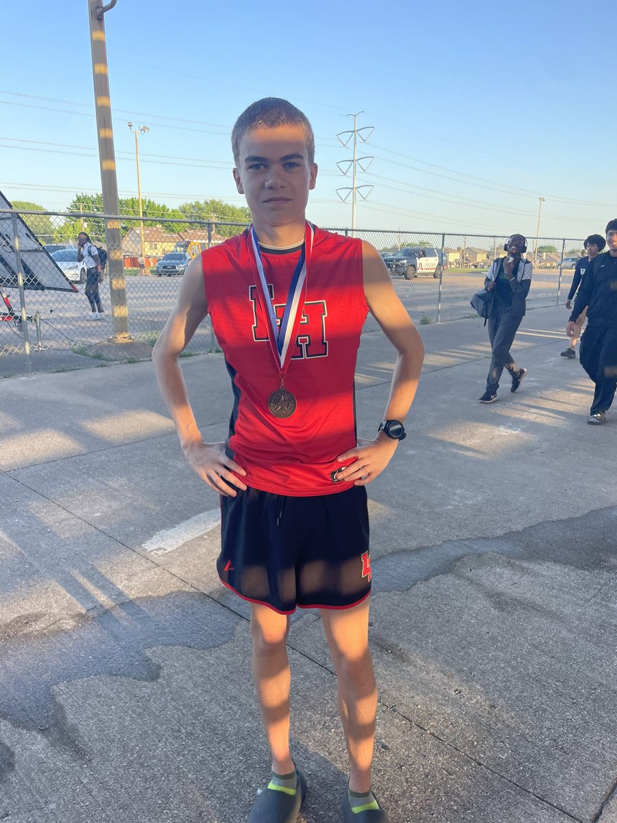 LHHS Track (@lhhstrack) on Twitter photo Regional Qualifier: Junior Coen Whitney took 3rd in the 800! <a href="/LHWildcatClub/">LH Wildcat Club</a> <a href="/LakeHighlandsHS/">Lake Highlands High School</a> Regional Qualifier: Junior Coen Whitney took 3rd in the 800! <a href="/LHWildcatClub/">LH Wildcat Club</a> <a href="/LakeHighlandsHS/">Lake Highlands High School</a>