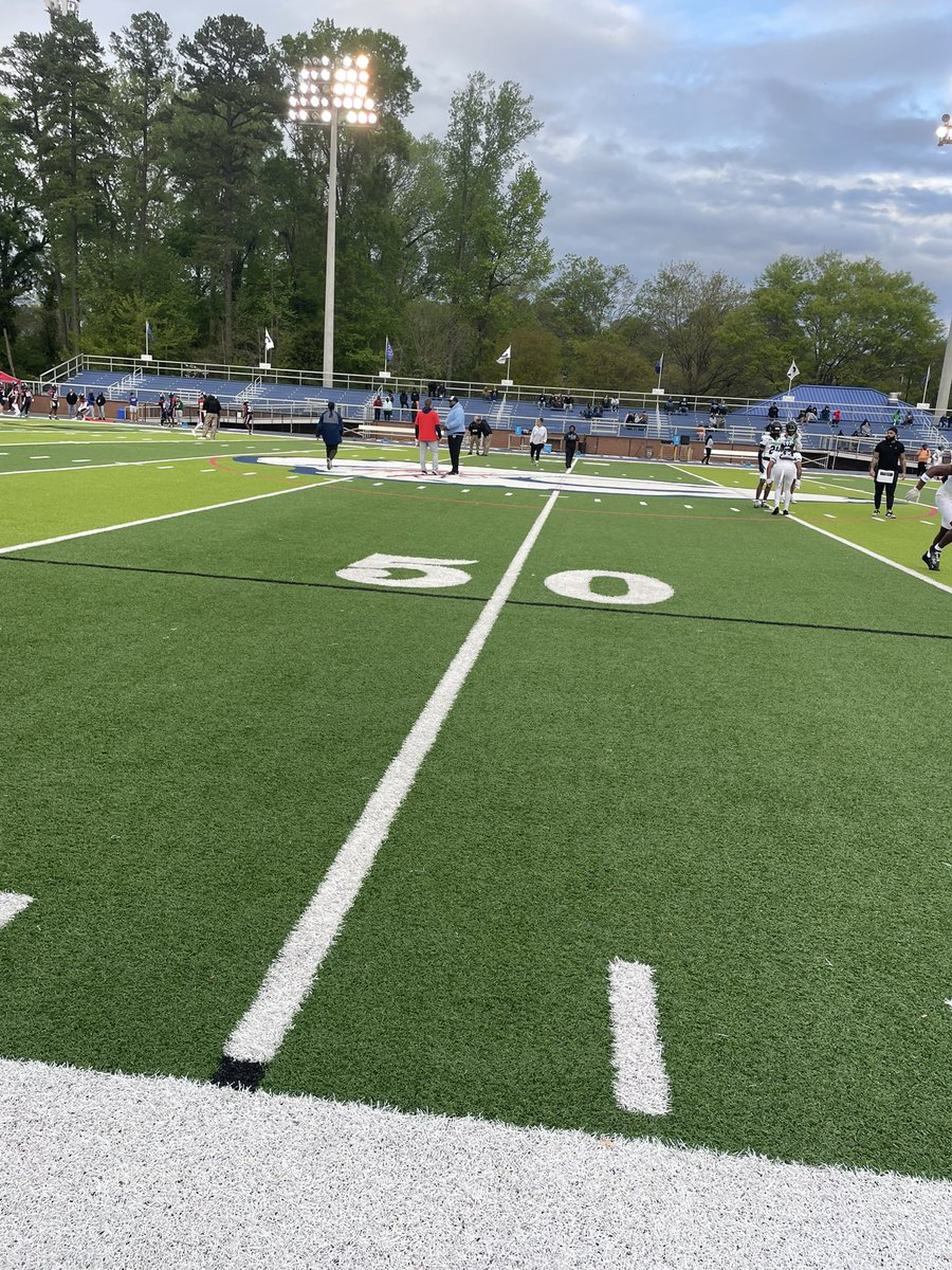 Had a great visit at Catawba college loved watching them compete, can’t wait to be back! <a href="/CoachVellucci/">Jake Vellucci</a> <a href="/tyhaines16/">Tyler Haines</a> <a href="/CoachZMayo/">Zach Mayo</a> <a href="/cjamos32/">CoachAmos</a> <a href="/Mooresville_FB/">Mooresville Football</a>