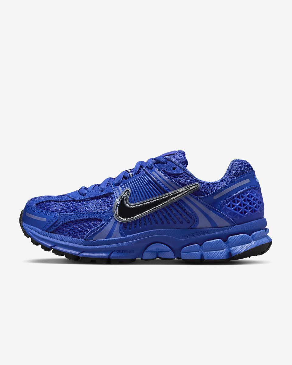 SneakerScouts's tweet image. Nike Women's Zoom Vomero 5 'Racer Blue' 

Available via @nikestore |$160| #ad 

&amp;gt;&amp;gt;&amp;gt; ow.ly/VfiU50Vx5Np