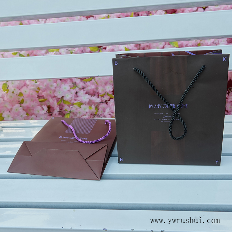 ywrushui's tweet photo. Custom Made with Your Own Logo Paper Shopping Bag Paper Gift Bag Paper Bags with Handles

#Paperbags #Papergiftbag #Papershoppingbag https://t.co/7rMcq5iCXQ