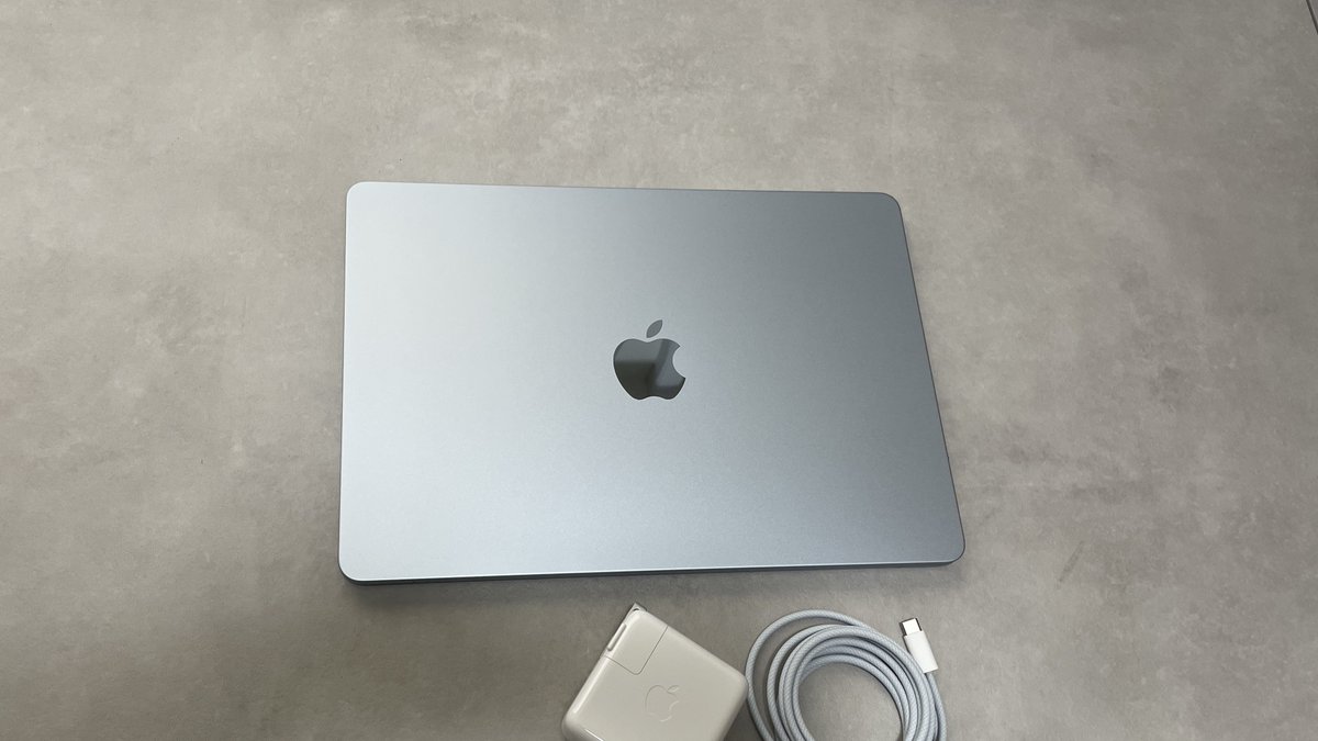 Gum34_'s tweet image. My New Gear...

MacBook Air M4 13inch skyblue

スペック爆盛しました。ライブとか出先で大活躍される予定！！！！！！