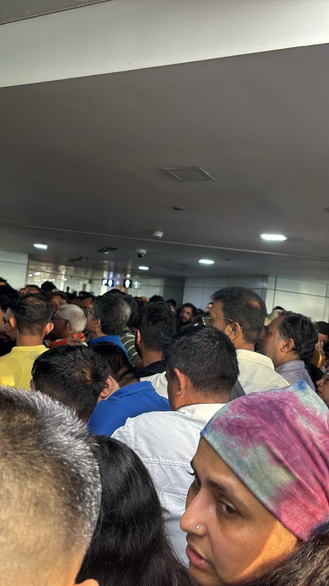 BiswadevB's tweet photo. Air India is perfect example of Chaos, arrogance and mismanagement @airindia no matter how much one support, it never gonna change . It’s jinxed . T3 Delhi today near boarding gate https://t.co/g42o66OKpz