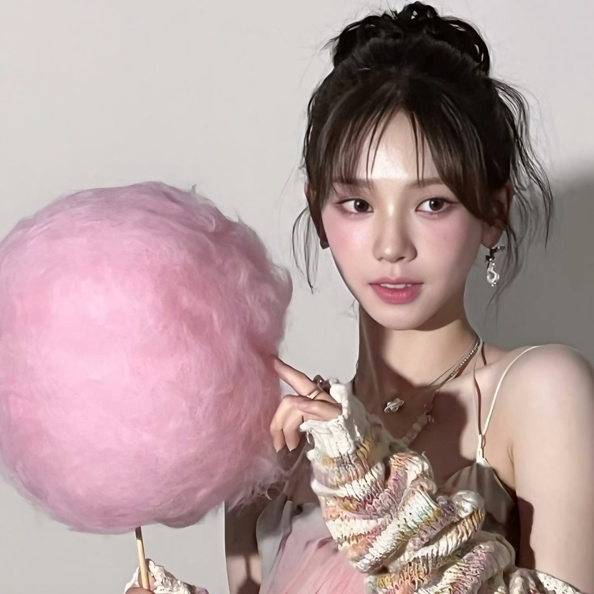 Hanini's tweet image. Happy belated birthday, my pink cotton candy girl! I hope your day was as magical as you, and may this year bring you even more reasons to smile (and maybe share some of that sweetness with me too? 😋💓). Love you lots! &amp;lt;3