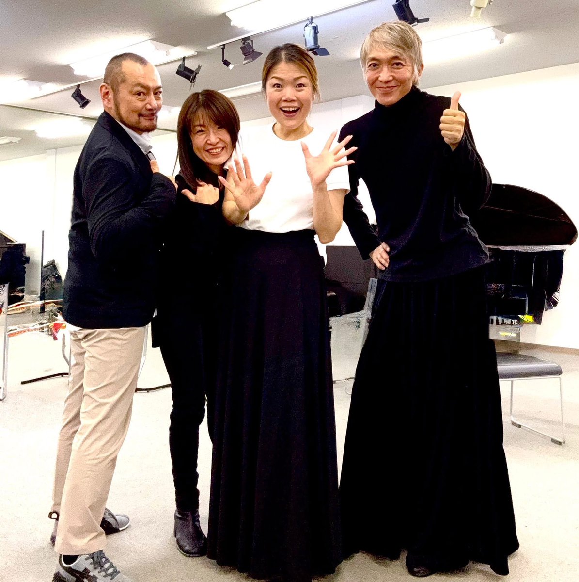 川越塔子 tweet media