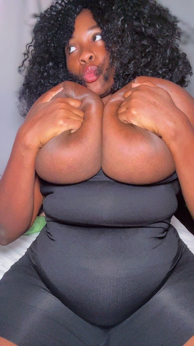 queendiamod's tweet photo. https://t.co/xrzzqqAfdw

join my vip clud on manyvids🤤😏 https://t.co/7udGQ2Qh0P