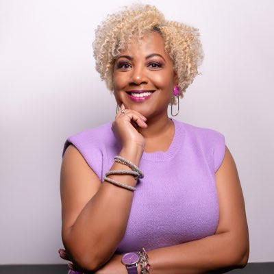 Donnalch's tweet photo. #NewProfilePic https://t.co/fsyVKKSGu0