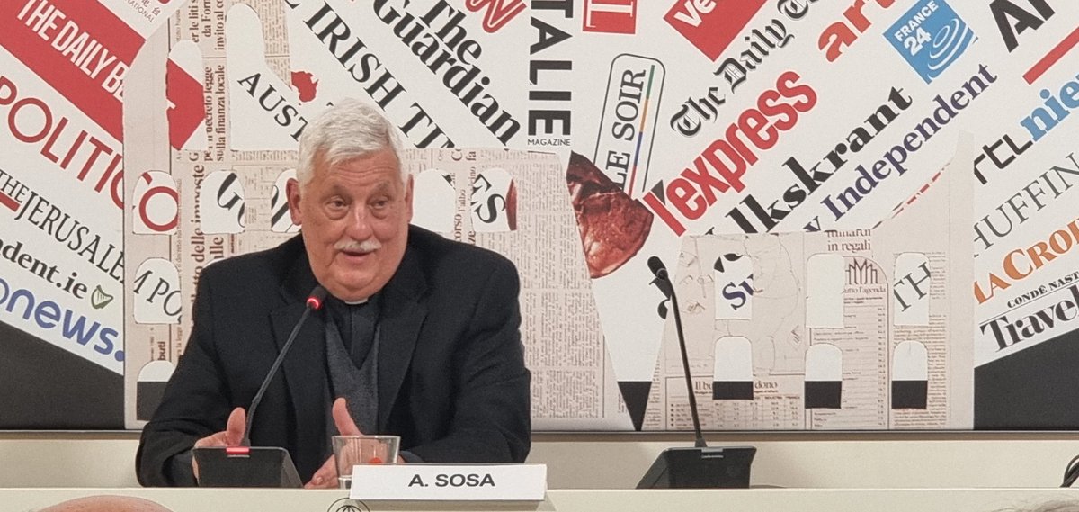 Gesuiti's tweet photo. P. Sosa SJ: "continuare a testimoniare l'impossibile"
🎙Nella conferenza stampa il punto su attualità, impegno dei #gesuiti e futuro della Chiesa
#congliesclusi #CONiGiovani #versoDio #curadelcreato #Jesuits @JesuitsGlobal
https://t.co/dTgWenuAQH https://t.co/KWHqAMFNA5