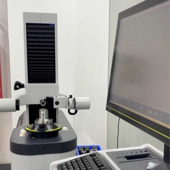 LIZHOU_Carbide's tweet image. 🔍 Discover the precision of milling tools! 🌟 Whether you're a seasoned machinist or just starting, understanding the intricacies of end mills and face mills is crucial for optimal performance in your projects. 🛠️  #MillingTools #MachiningExcellence #lizhou #foryou #fyp