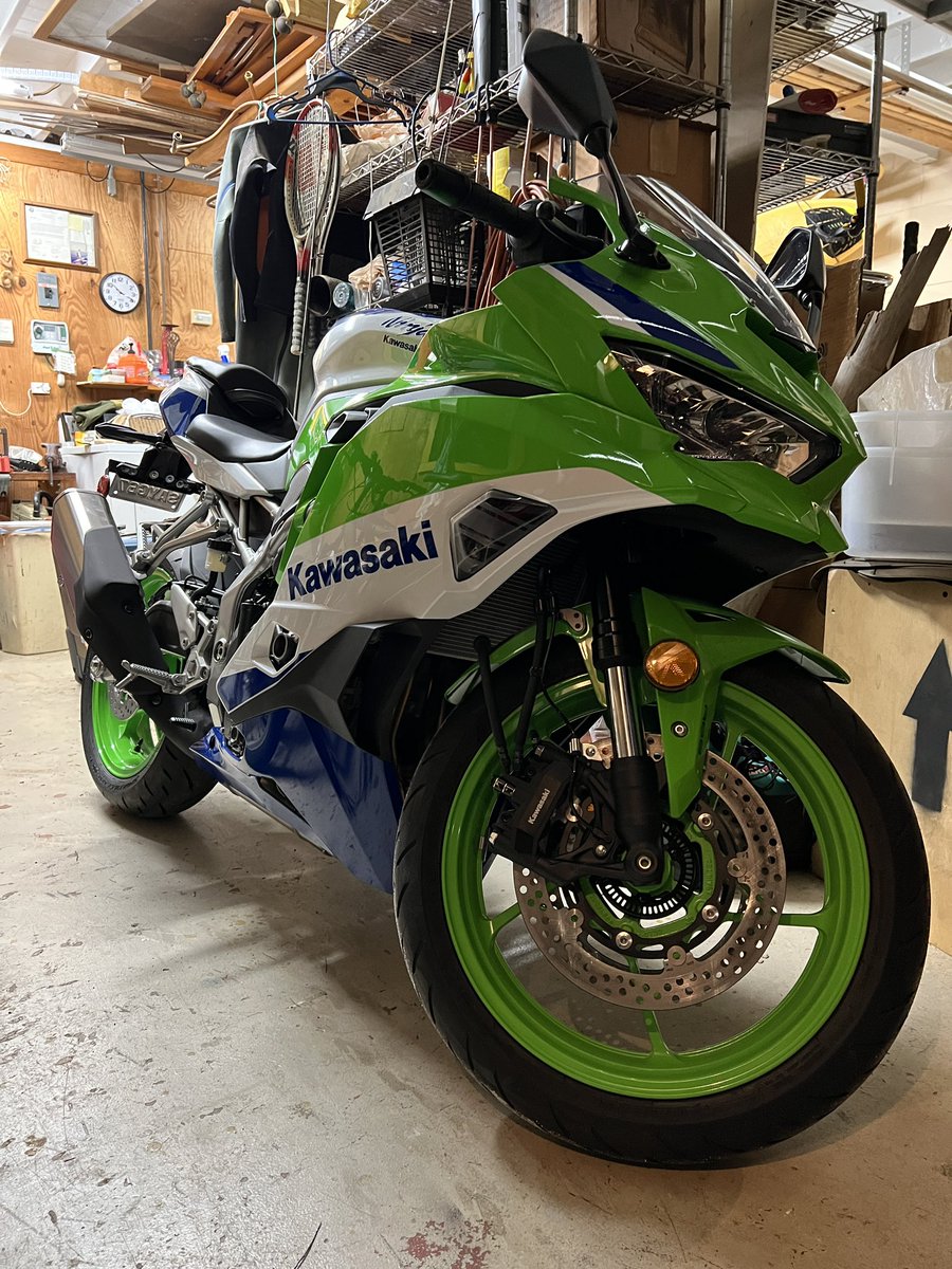 I forget to post on here. Sold my little cafe racer bike and upgraded to a brand new Kawasaki ZX-4RR