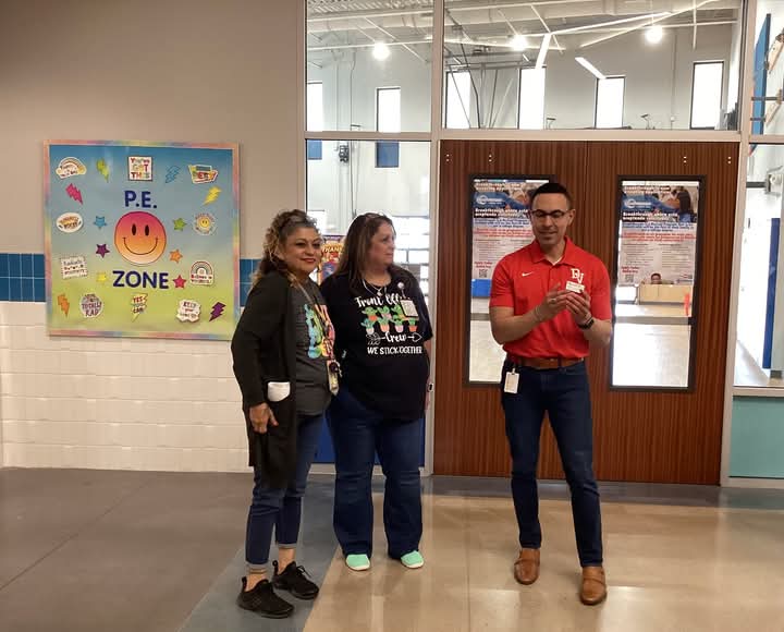 DVISD_SES's tweet photo. Congratulations to Mrs. Allen,  Teacher of The Year and Mrs. Malay, Staff of The Year who were recognized today by Superintenden, Dr. Gutierrez, DVISD Board Members, and Del Valle Education Foundation! #StallionProud #DVProud https://t.co/She7zLHqiC