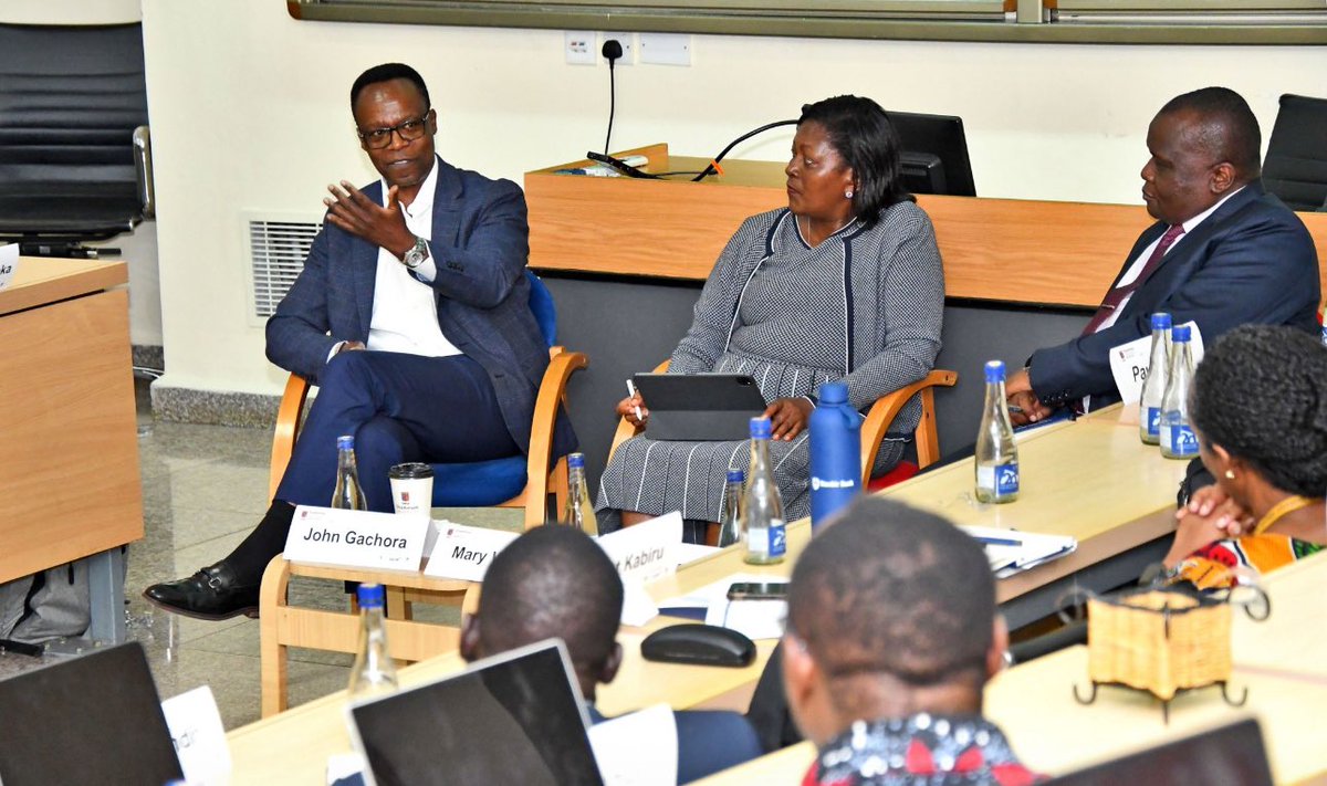 MativoMJohn's tweet photo. It was a great privilege and honor to participate in the @SBSKenya #CEORoundtable Advanced Management Programme #AMP panel
I was honored to share the stage with John Gachora, Group MD at NCBA Group & Mary Wamae, former Group Executive Director of Equity Group Holdings Plc. https://t.co/6yz6Fqr4Ee