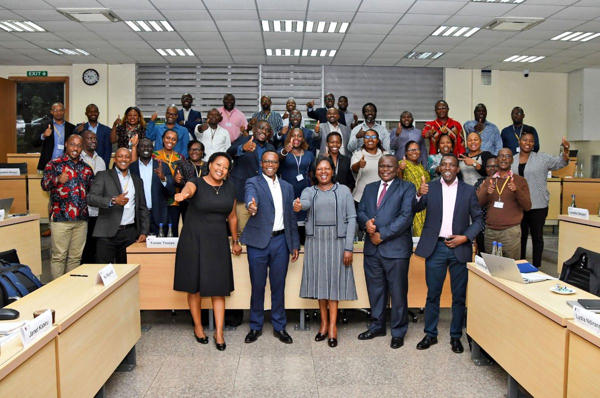 MativoMJohn's tweet photo. It was a great privilege and honor to participate in the @SBSKenya #CEORoundtable Advanced Management Programme #AMP panel
I was honored to share the stage with John Gachora, Group MD at NCBA Group & Mary Wamae, former Group Executive Director of Equity Group Holdings Plc. https://t.co/6yz6Fqr4Ee