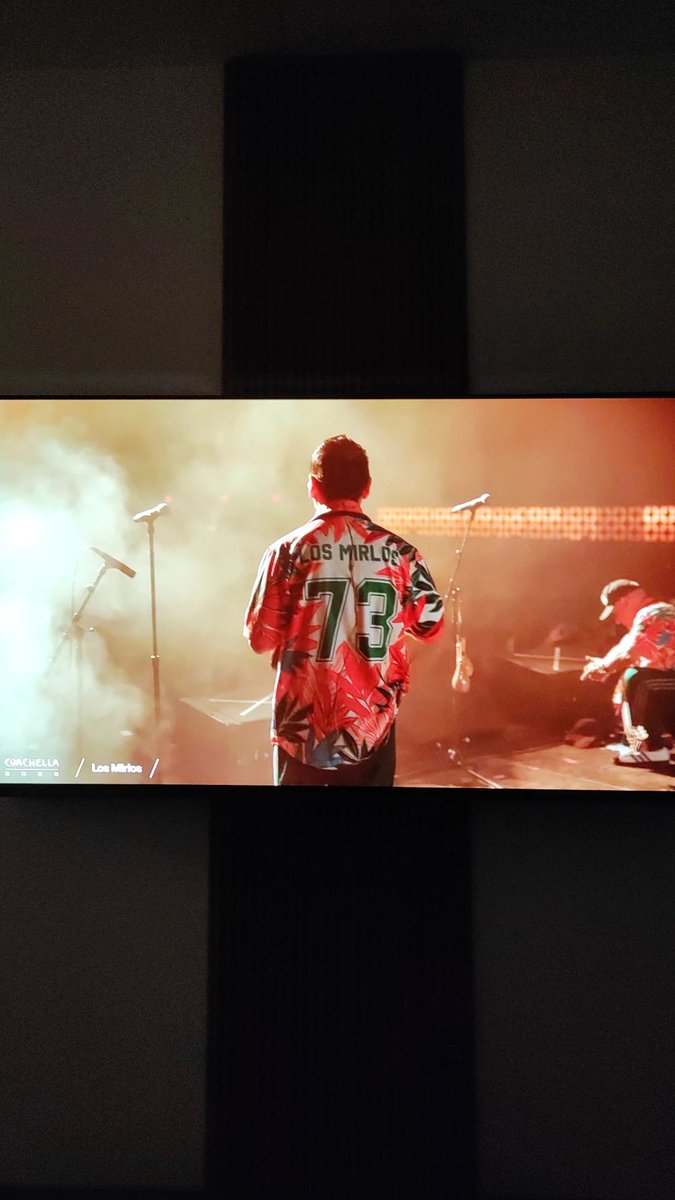 Gladislao's tweet photo. Los Mirlos en Coachella es todo lo que está bien, realmente se lo merecen 🫰🏽🇵🇪 https://t.co/wNy7QTJKvU
