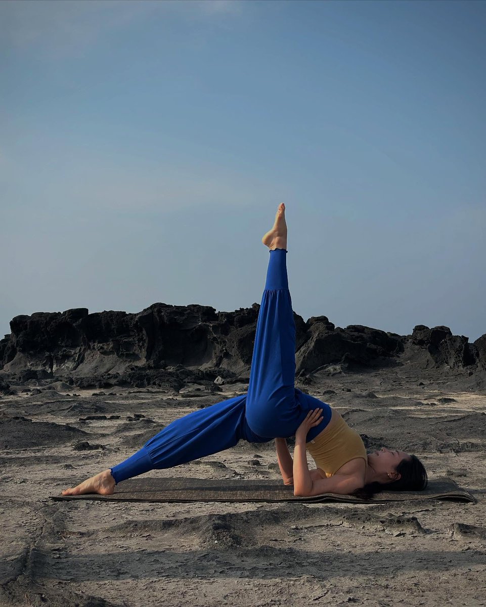 YuriBraziI's tweet image. [#YULSTAGRAM] 12.04.25 | Atualização de Yuri no Instagram.

“Paz 🕉️”

#권유리 #KwonYuri #GirlsGeneration