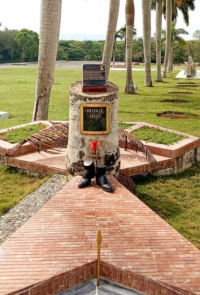 CubaJat_100's tweet image. #SegundoFrente #Mausoleo Frank País #Lugar histórico situado en las estribaciones de la montaña de Mícara,inaugurado por el Comandante en Jefe Fidel Castro Ruz,el 11 de marzo de 1978,en ocasión de celebrarse el XX Aniversario de la creación del Segundo Frente,fundado por Raúl.