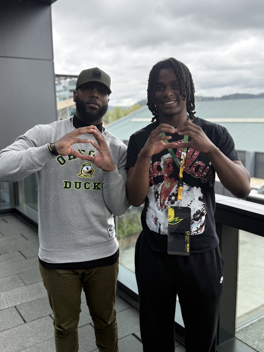 Hudson Dunn (@hudsondunn1) on Twitter photo I had an awesome visit with <a href="/oregonfootball/">Oregon Football</a>! It's always great to hang out with <a href="/CoachMikeLBs/">Coach Brian Michalowski</a>, <a href="/CoachLup/">Tosh Lupoi</a>, <a href="/CoachDanLanning/">Dan Lanning</a>, <a href="/CoachCogan/">Kyle Cogan</a>, <a href="/ZacDiles/">Zac Diles</a>, <a href="/T_Dean55/">Tyler Dean</a>, and staff. Thanks for the hospitality! I had an awesome visit with <a href="/oregonfootball/">Oregon Football</a>! It's always great to hang out with <a href="/CoachMikeLBs/">Coach Brian Michalowski</a>, <a href="/CoachLup/">Tosh Lupoi</a>, <a href="/CoachDanLanning/">Dan Lanning</a>, <a href="/CoachCogan/">Kyle Cogan</a>, <a href="/ZacDiles/">Zac Diles</a>, <a href="/T_Dean55/">Tyler Dean</a>, and staff. Thanks for the hospitality!