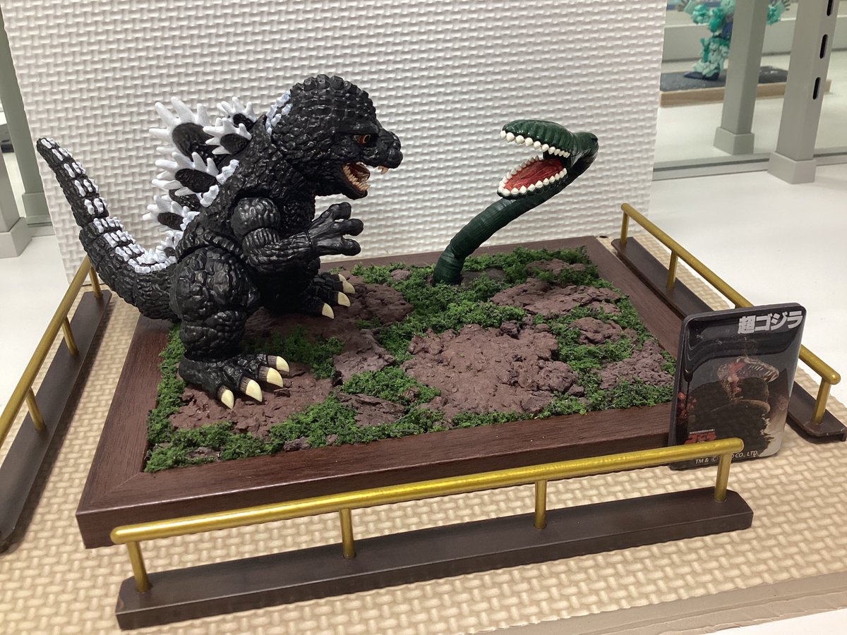 tamokayama's tweet photo. 【展示会】
デフォルメ展示会開催中〜!!
#イコットニコット
#タムタム岡山
#プラモデル https://t.co/VLhRLm2cBQ