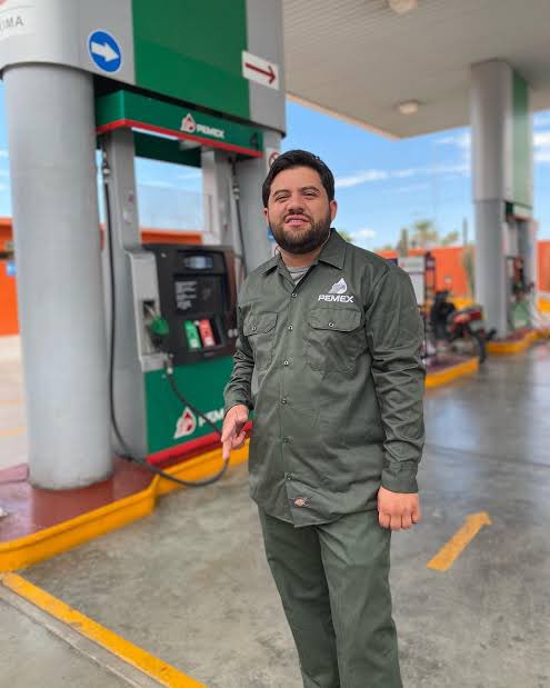 Nahuelista_01's tweet photo. Si los corridos se hubieran prohibido algunos años atrás:

-Luis R conriquez estaría de gasolinero
-Peso pluma estaría anexado
-Junior H estaría en la obra en EU
-Natanael cano estaría muerto o en la maña
-Jop saldria en kilos mortales https://t.co/K0USvi45yZ