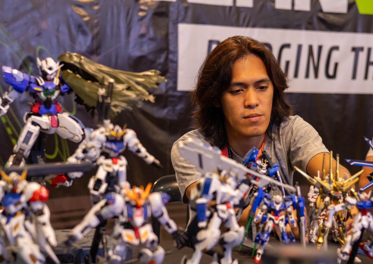 KuhakuMedia's tweet photo. To the North we go
Toy and merchandise collectors, cosplayers, and pop culture enthusiasts gathered together for the first day of Malcon at Vista Malls Malolos, Bulacan, on Friday, April 11.
Documentation by: Gabriel Duldulao
With report by: Gabriel Duldulao
#kuhakumedia #Malcon https://t.co/YO1mEJRSVZ