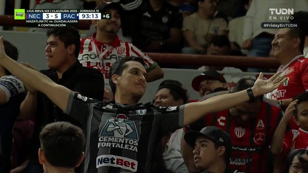 bryan_sker's tweet photo. Ser aficionado Tuzo es especial, es ir, festejar y salir victorioso entre multitudes en cualquier cancha del país. 😂💙 https://t.co/IDHgbgrnqi
