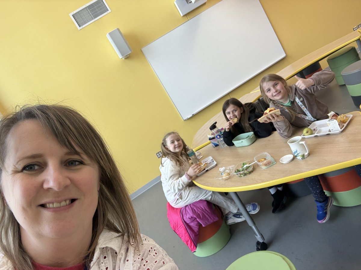 Nataliya Zelenetska tweet media