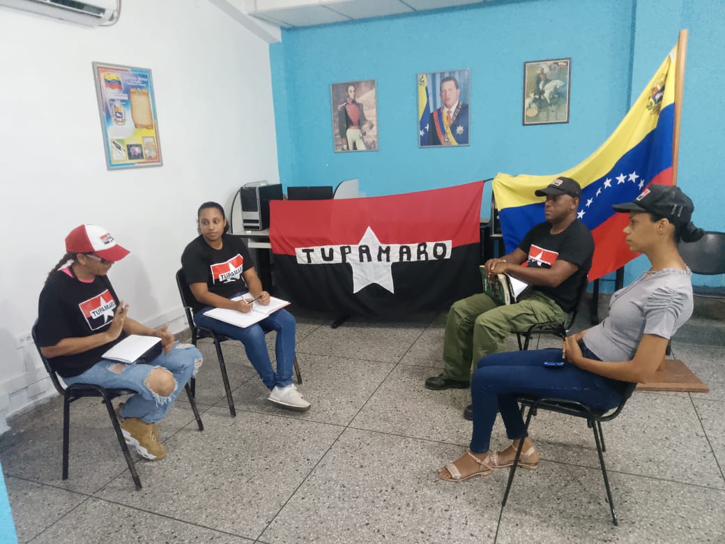 #EnSucreGanaJhoanna

En Todo el Edo. <a href="/Sucre_MRT/">Sucre_MRT</a> seguimos fortaleciendo al Partido <a href="/TupamaroMRT_/">Movimiento Revolucionario TUPAMARO Vzla.</a> con planificación estrategica, rumbo a las visitas comunales casa a casa para continuar en la calle apoyando a #Nicolás
Mpio. <a href="/CajigalMRT/">CAJIGALMRT</a> dice #JhoannaEsPueblo #TupamaroEsPueblo