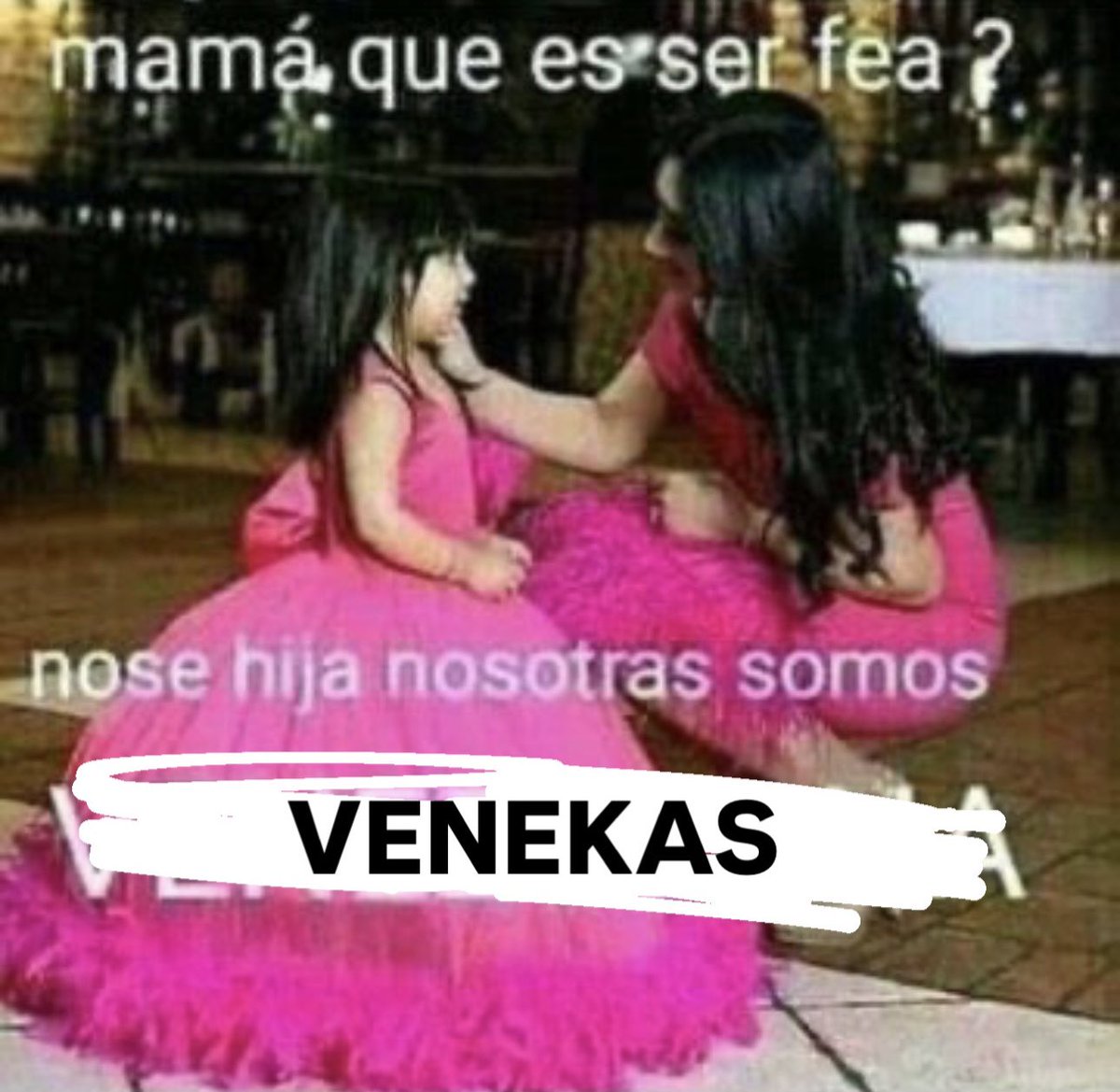 cinemparadiso's tweet photo. verga que loco el video de veneka debutando en el live de coachella https://t.co/EhVV3cQ6fd