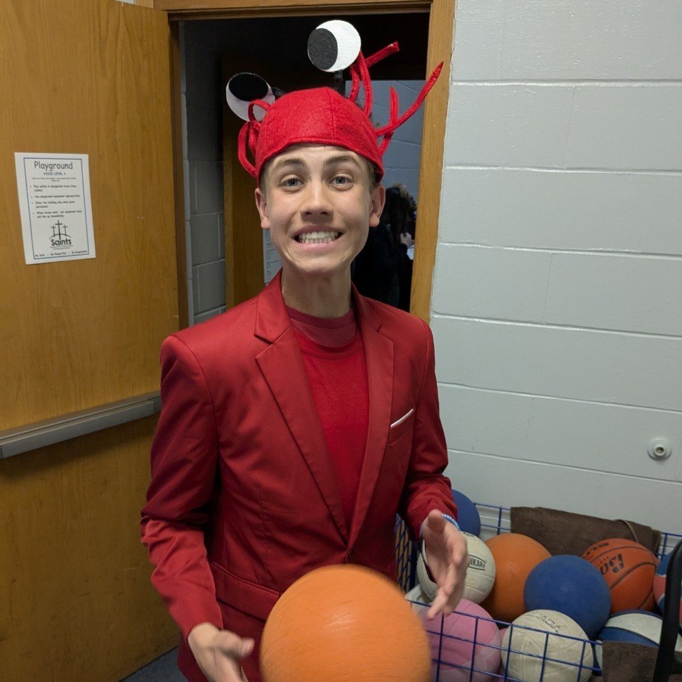 EFYork's tweet photo. Look at these characters!!! 😁😆🙂  God has blessed our students with so many talents; and we are thankful for fun, food, and fellowship at the Middle School Dinner theater tonight!  #TeamEF https://t.co/ZGktX1xbOP