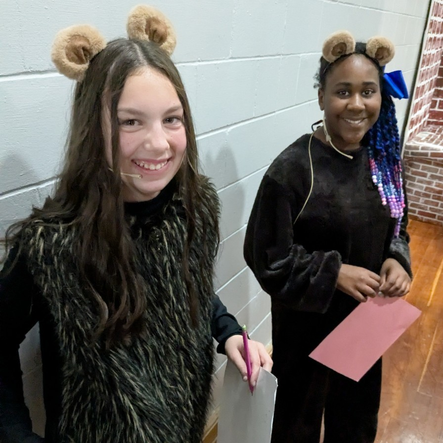 EFYork's tweet photo. Look at these characters!!! 😁😆🙂  God has blessed our students with so many talents; and we are thankful for fun, food, and fellowship at the Middle School Dinner theater tonight!  #TeamEF https://t.co/ZGktX1xbOP