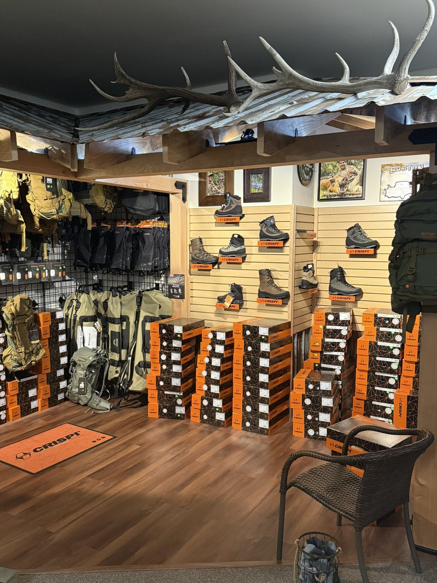 The Bow Rack tweet media