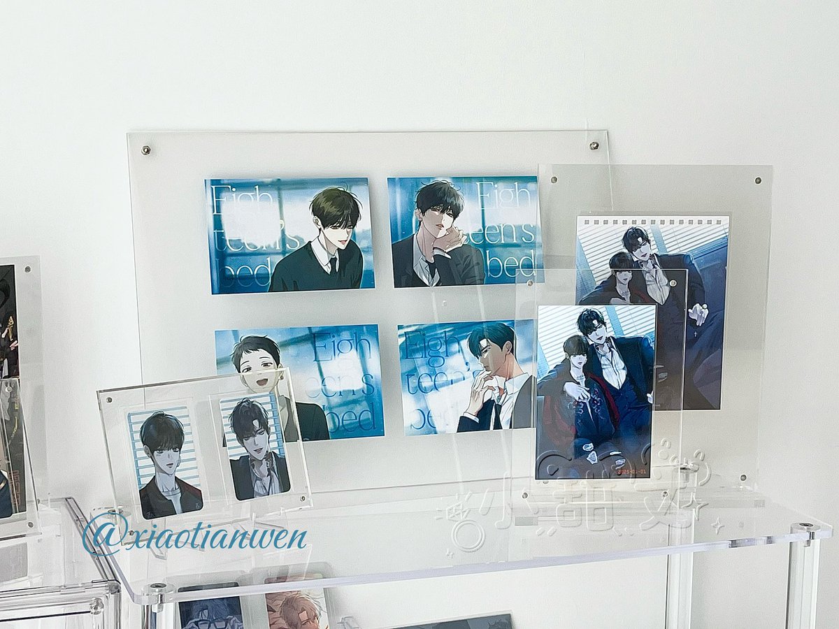 ViniaQwQ's tweet photo. #열여덟의침대  @8jHYFRHNKOkhwjH
💙🩵找到了最合适展示四张明信片的亚克力🩵💙 有a3那么大😏 https://t.co/uLHT4SIdy8