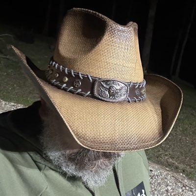 DrBradHenson's tweet photo. #NewProfilePic https://t.co/mDXDTkKBi9