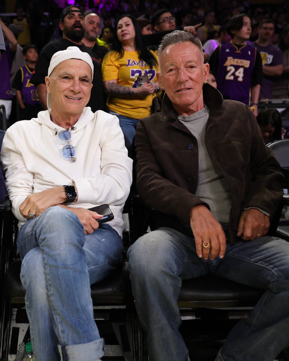 NBA's tweet image. Jimmy Iovine &amp;amp; Bruce Springsteen courtside in LA! #NBACelebRow