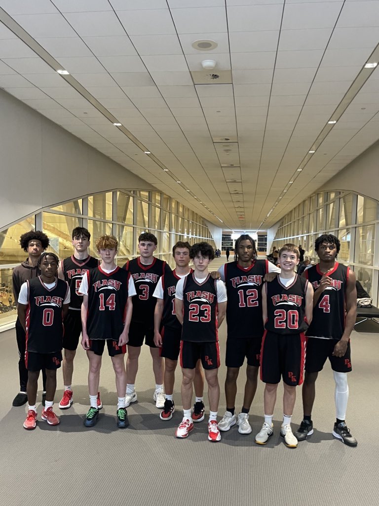 PKFlash1's tweet image. PK Flash 16u HGSL with a big 
57-55 win vs Higher Level HGSL! 
#PKFlashFamily ⚡️⚡️⚡️